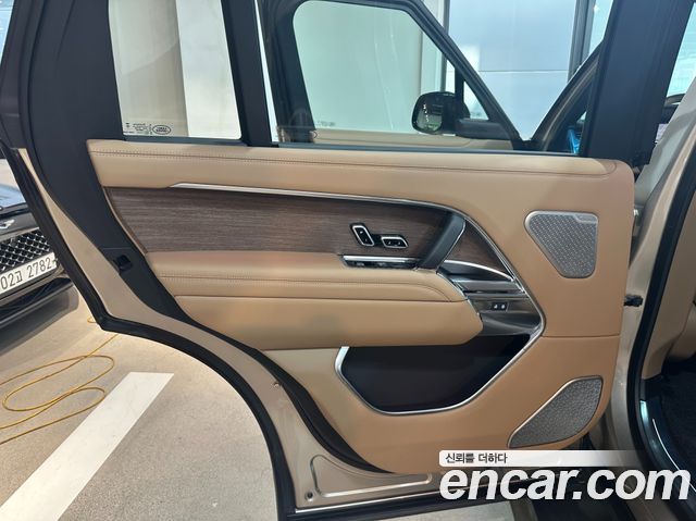 Land Rover Range Rover 2026 — photo 20