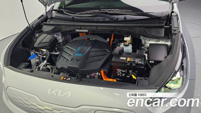 Kia Niro 2023 — photo 6