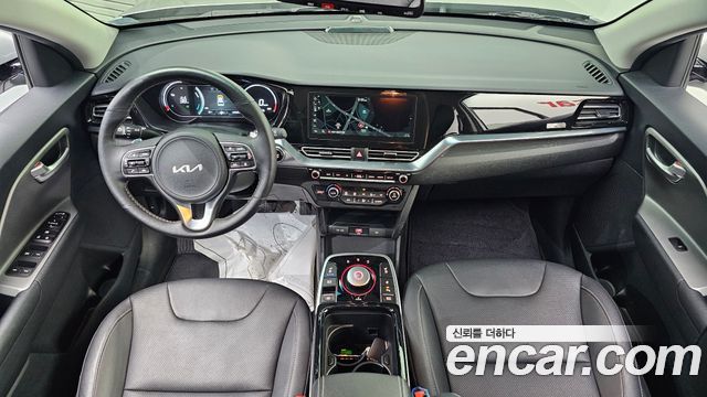 Kia Niro 2023 — photo 10