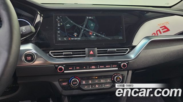 Kia Niro 2023 — photo 20