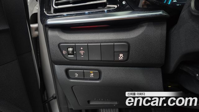 Kia Niro 2023 — photo 24