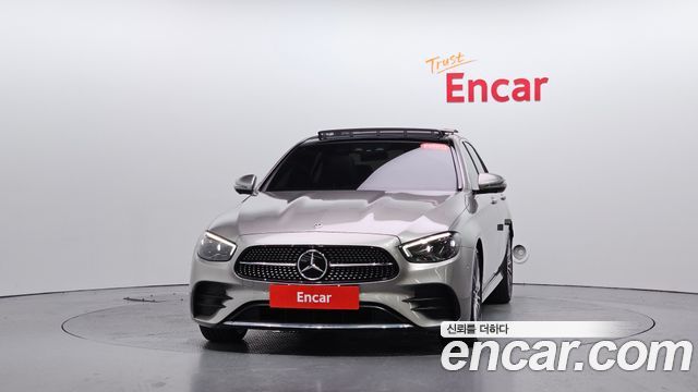 Mercedes-Benz E-Class 2022 — photo 3