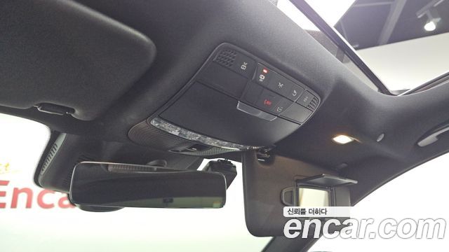 Mercedes-Benz E-Class 2022 — photo 25