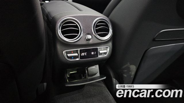 Mercedes-Benz E-Class 2022 — photo 31
