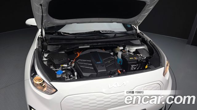 Kia Niro 2024 — photo 6