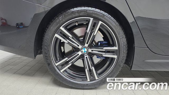 BMW 3-Series 2024 — photo 5