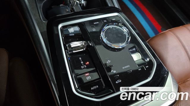BMW 7-Series 2024 — photo 12