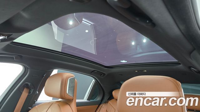 BMW 7-Series 2024 — photo 21