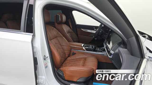 BMW 7-Series 2024 — photo 16