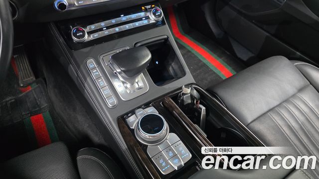 Genesis G90 2019 — photo 9