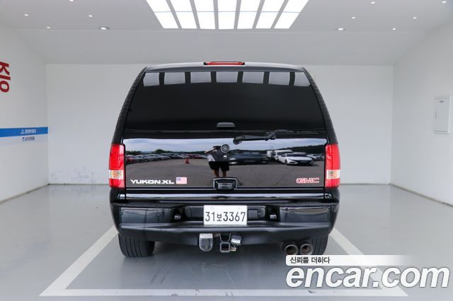 GMC Yukon 2003 — photo 5