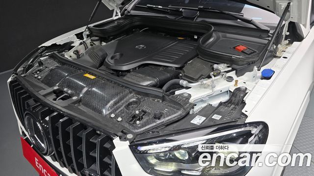 Mercedes-Benz GLE-Class 2025 — photo 6