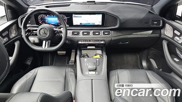 Mercedes-Benz GLE-Class 2025 — photo 7