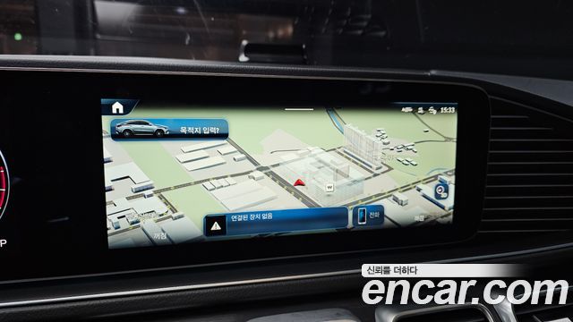 Mercedes-Benz GLE-Class 2025 — photo 14