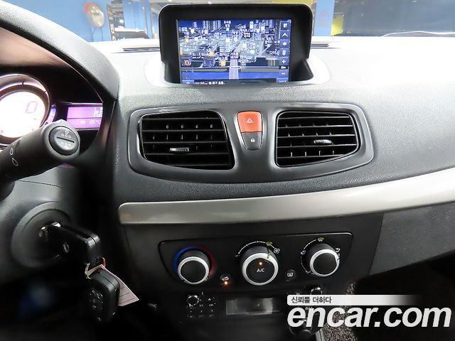 Renault Korea SM3 2018 — photo 16