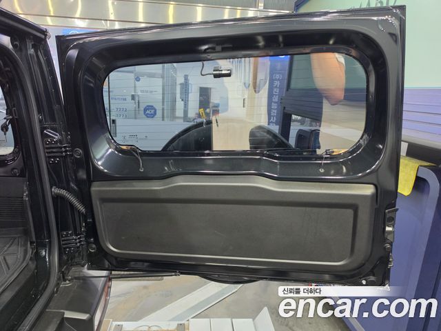 Suzuki Jimny 2025 — photo 5