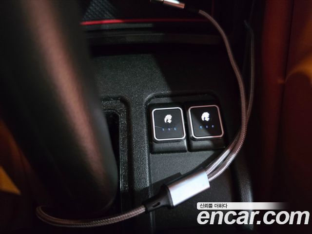 Suzuki Jimny 2025 — photo 11