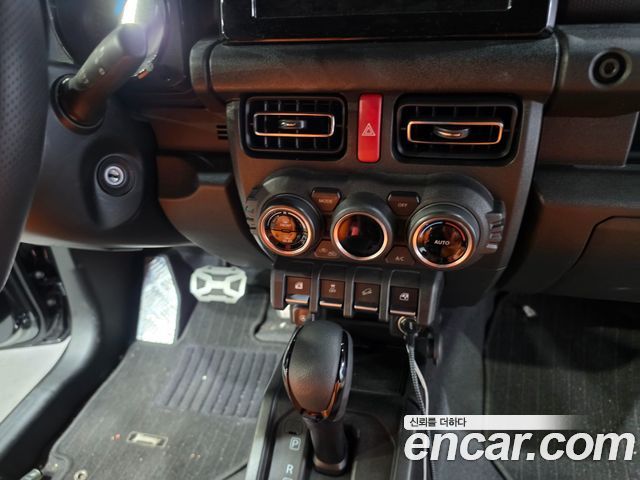 Suzuki Jimny 2025 — photo 20