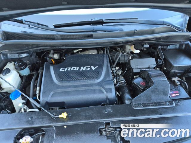 Kia Canival 2015 — photo 8