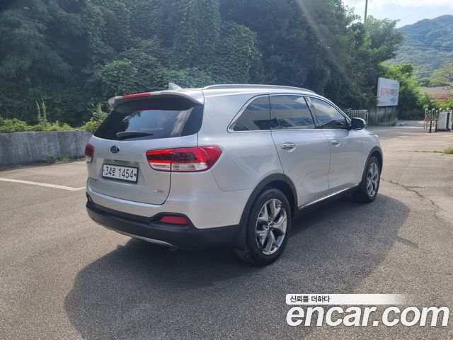 Kia Sorento 2015 — photo 2