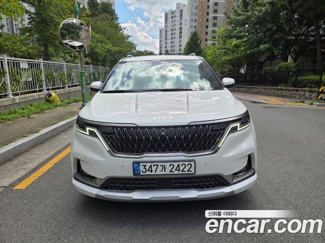 Kia Canival 2022 — photo 1