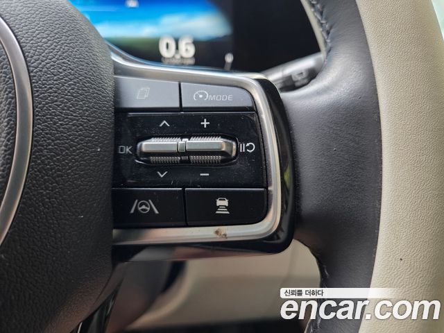 Kia Canival 2022 — photo 13
