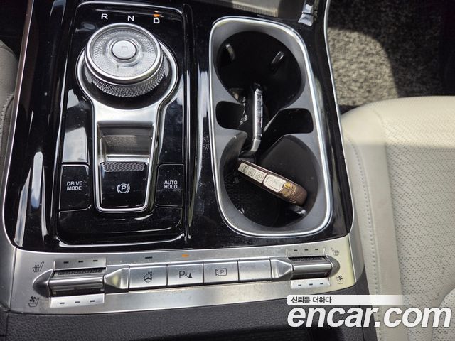 Kia Canival 2022 — photo 18