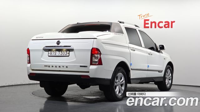KG Mobility KORANDO 2015 — photo 2