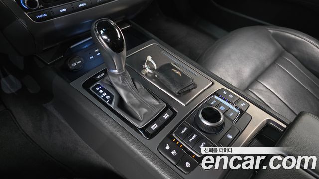 Hyundai Genesis 2016 — photo 9