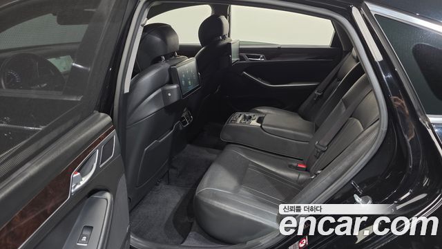 Hyundai Genesis 2016 — photo 12