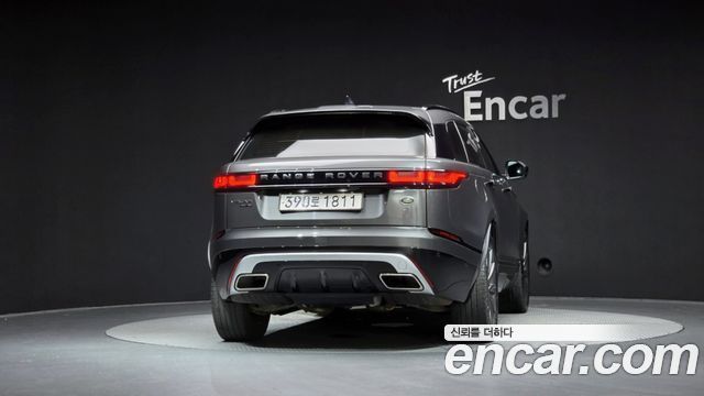 Land Rover Range Rover Velar 2019 — photo 4