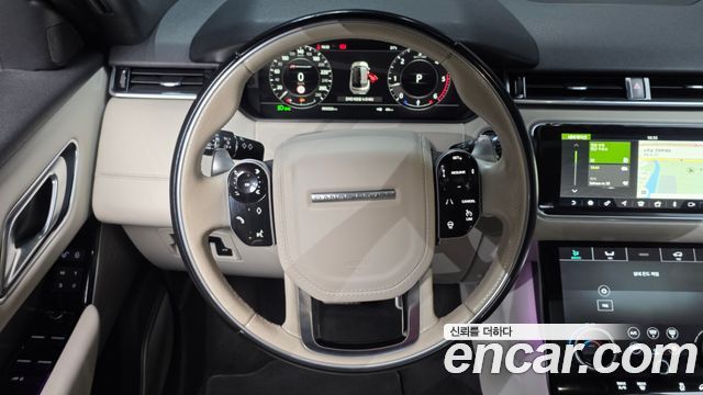 Land Rover Range Rover Velar 2019 — photo 19