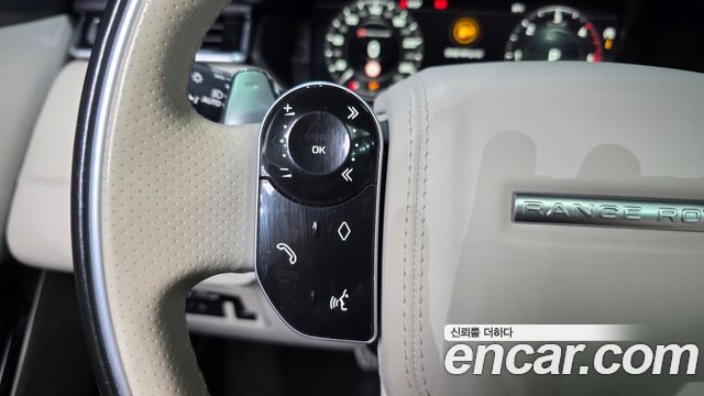 Land Rover Range Rover Velar 2019 — photo 33