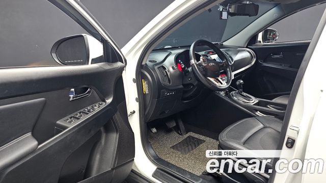 Kia Sportage 2013 — photo 10