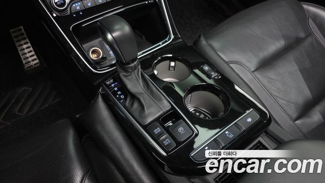 Hyundai Grandeur 2018 — photo 9