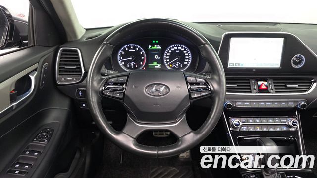 Hyundai Grandeur 2018 — photo 12