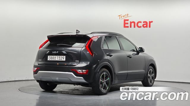 Kia Niro 2022 — photo 2