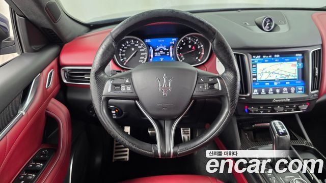 Maserati Levante 2019 — photo 19