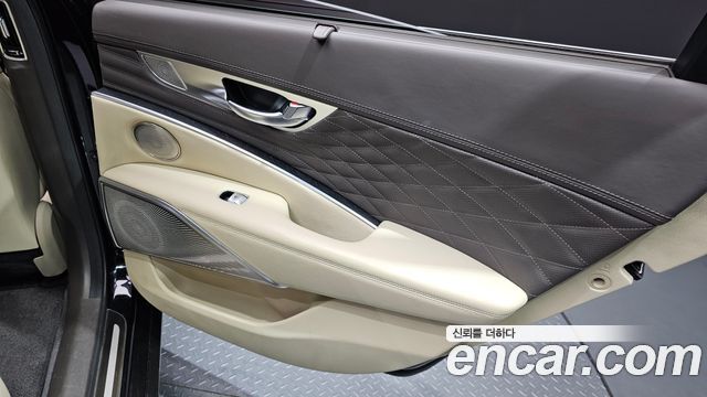 Kia K9 2022 — photo 26