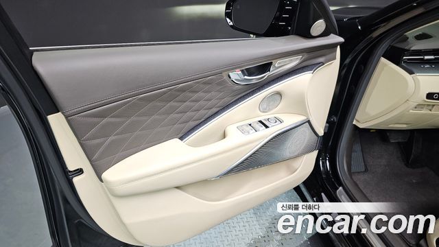 Kia K9 2022 — photo 14