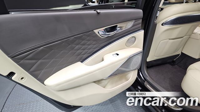 Kia K9 2022 — photo 15