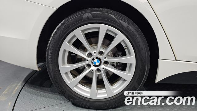 BMW 3-Series 2016 — photo 5