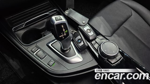 BMW 3-Series 2016 — photo 9