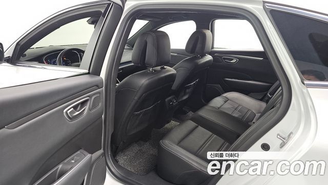 Renault Korea SM6 2024 — photo 17