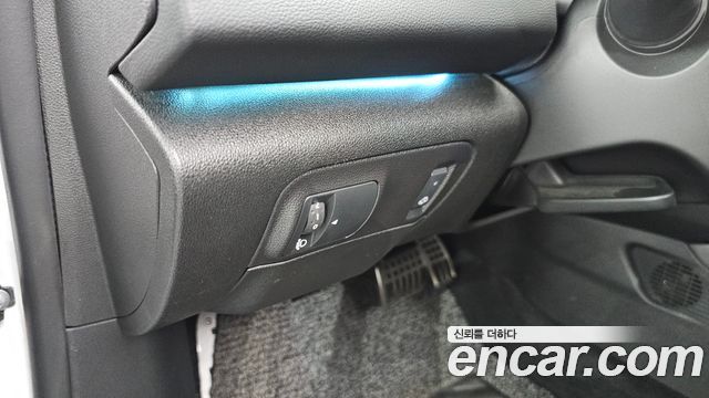 Renault Korea SM6 2024 — photo 26