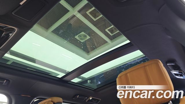 Land Rover Range Rover 2019 — photo 23