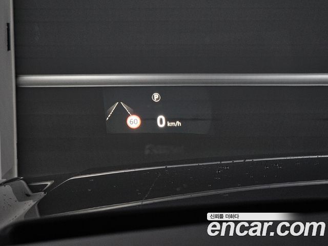 Land Rover Range Rover 2019 — photo 26