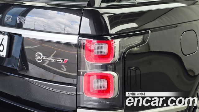 Land Rover Range Rover 2019 — photo 9