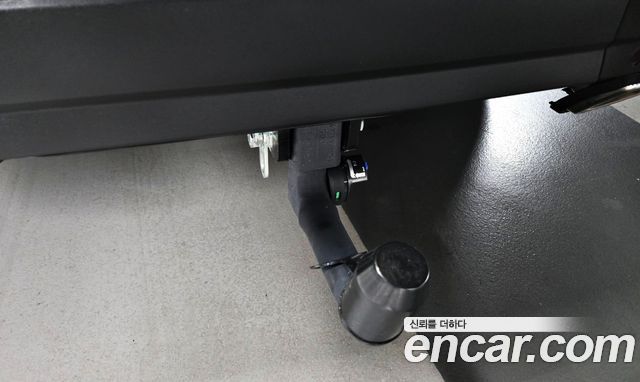 Land Rover Range Rover 2019 — photo 28