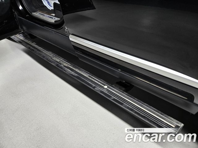 Land Rover Range Rover 2019 — photo 30